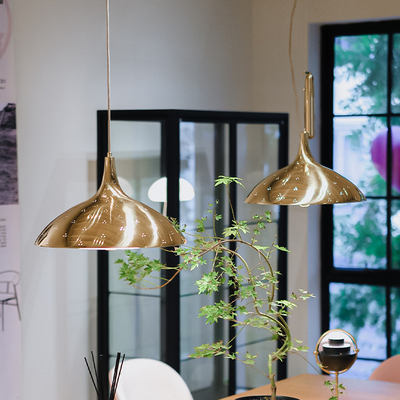 GUBIB半岛餐桌圆桌皮革雕塑感