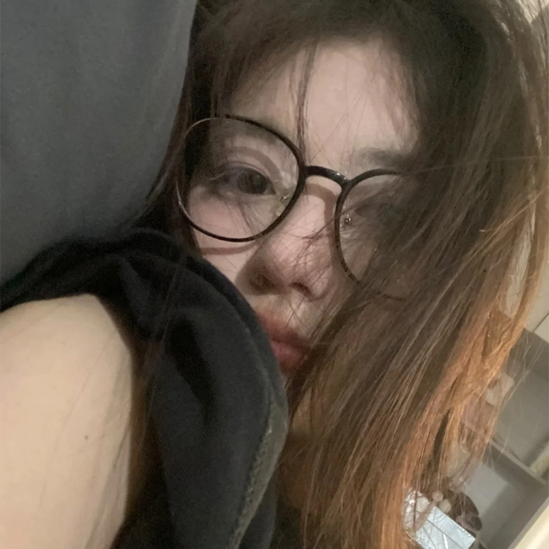 初明冷茶椭圆框眼镜近视女