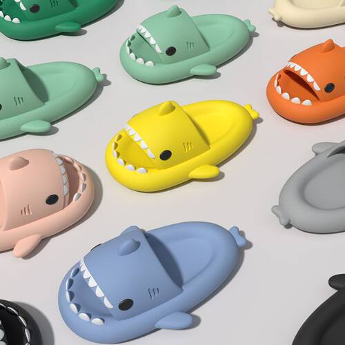 Fashion Shark Slippers 4CM Platform Women Men Indoor Bathroo