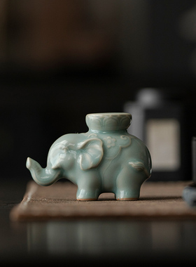 汝窑可爱小象装饰摆件