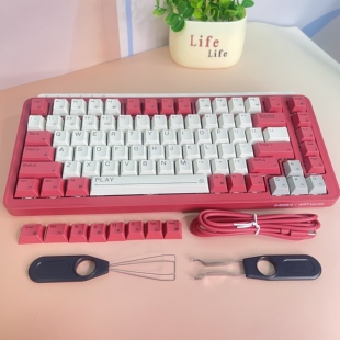 米物z830机械键盘 83键 复古红配色 佳达隆轴体 RGB灯光