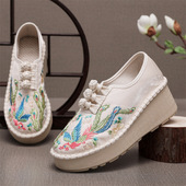 子软底绣花松糕女鞋 春秋厚底高跟老北京布鞋 民族风透气古风汉服鞋