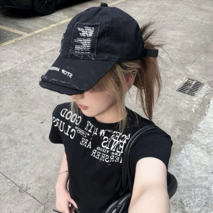 水洗刺绣贴布男女 潮流个性 美式 复古做旧破洞字母棒球帽2025新款