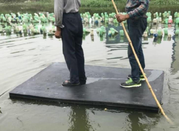 漂浮浮台轻便实心减震便携式可折叠蟹塘泡沫浮板浮力护板休闲防洪