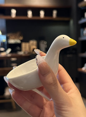 【老板娘家】可爱天鹅调味碟陶瓷浮雕酱油碟家用小味蝶醋碟蘸料