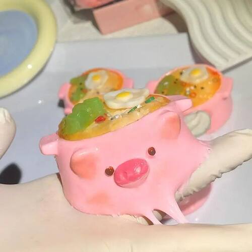 Unit Tiny Piggy Squishy Instant Noodles Bowl Toy Soft Adhesi