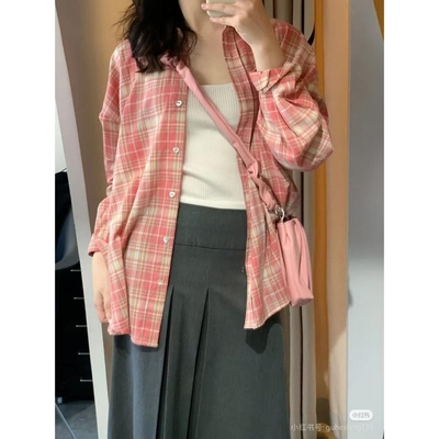 法式粉色格子长袖衬衫外套女春秋2025小众宽松衬衣高级感早秋上衣