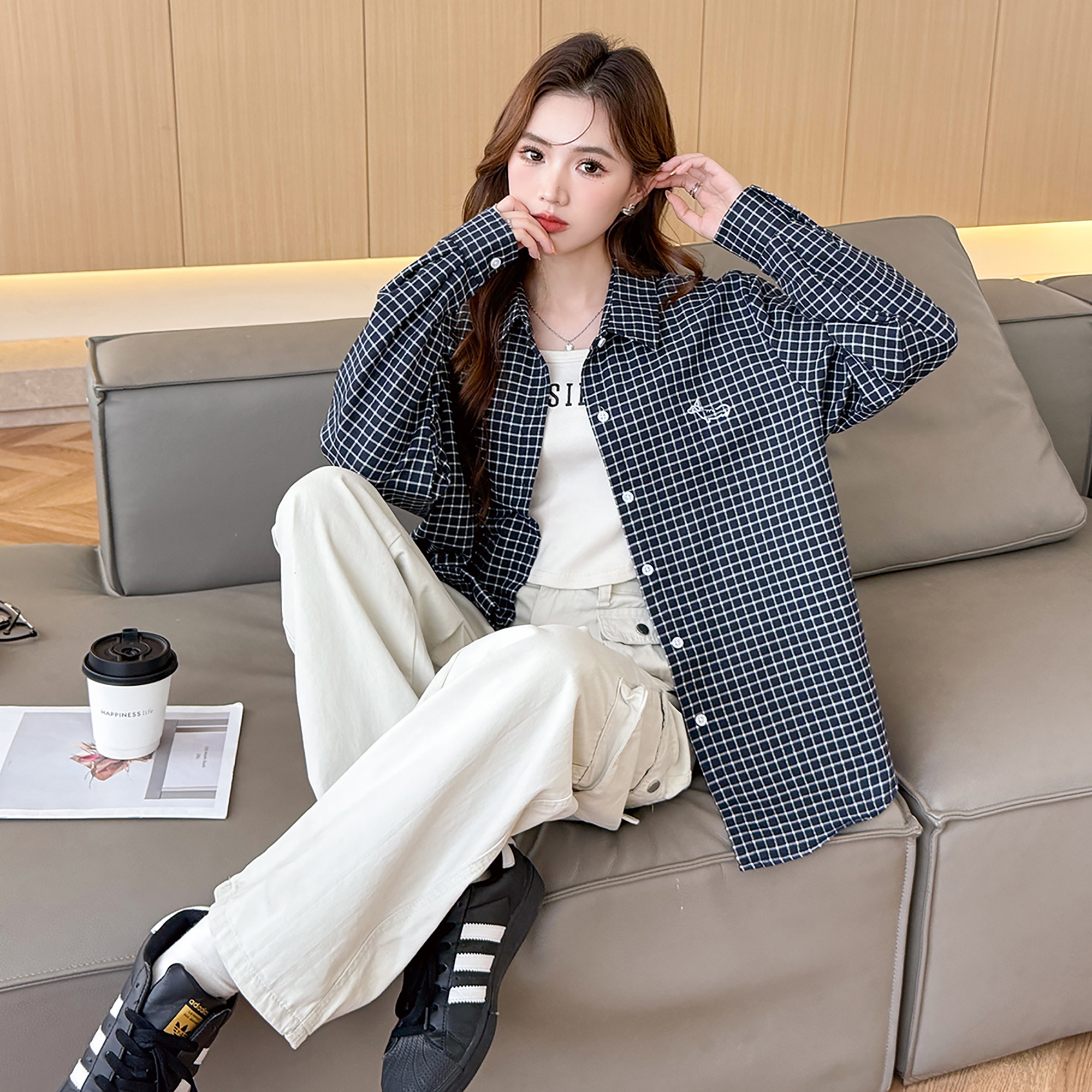 唐狮新款长袖衬衫女黑白格子翻领