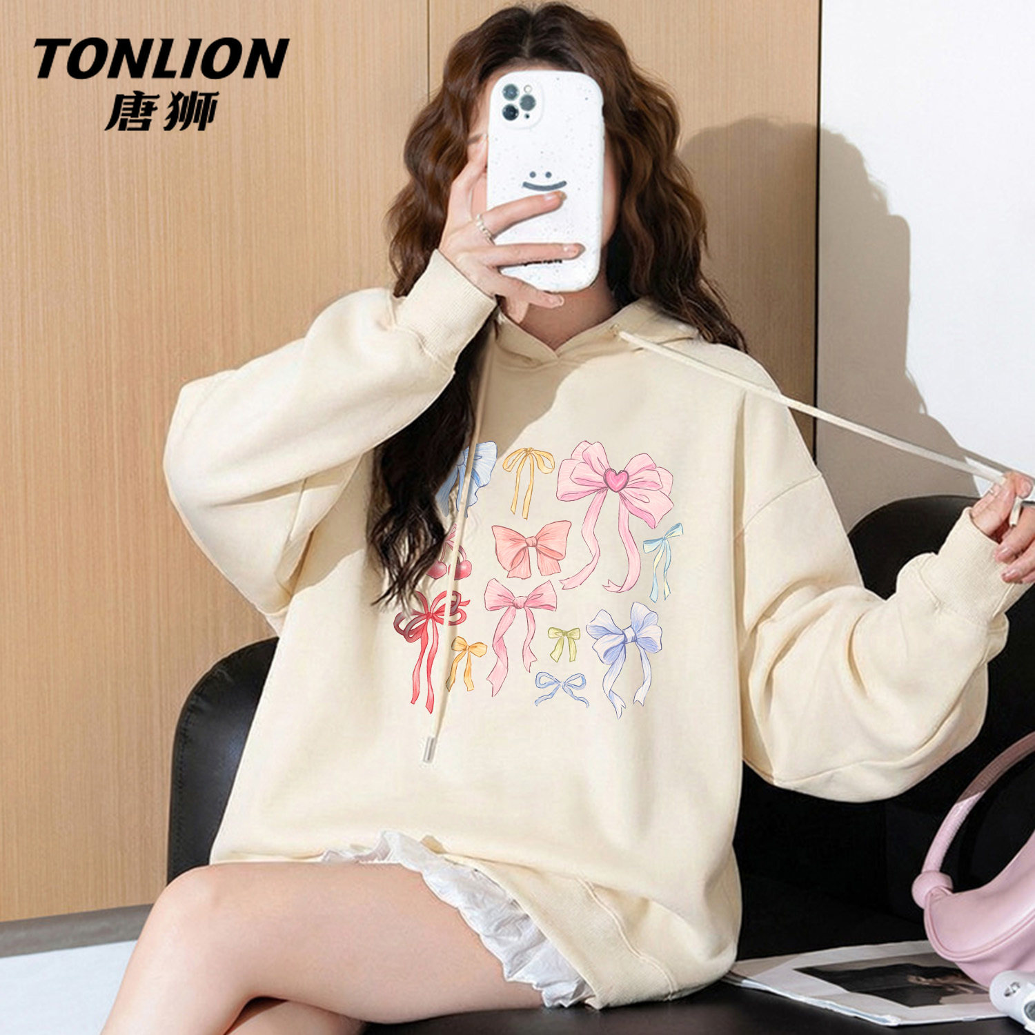 唐狮官方连帽卫衣外套女春秋款2026新款小个子宽松显瘦套头上衣V