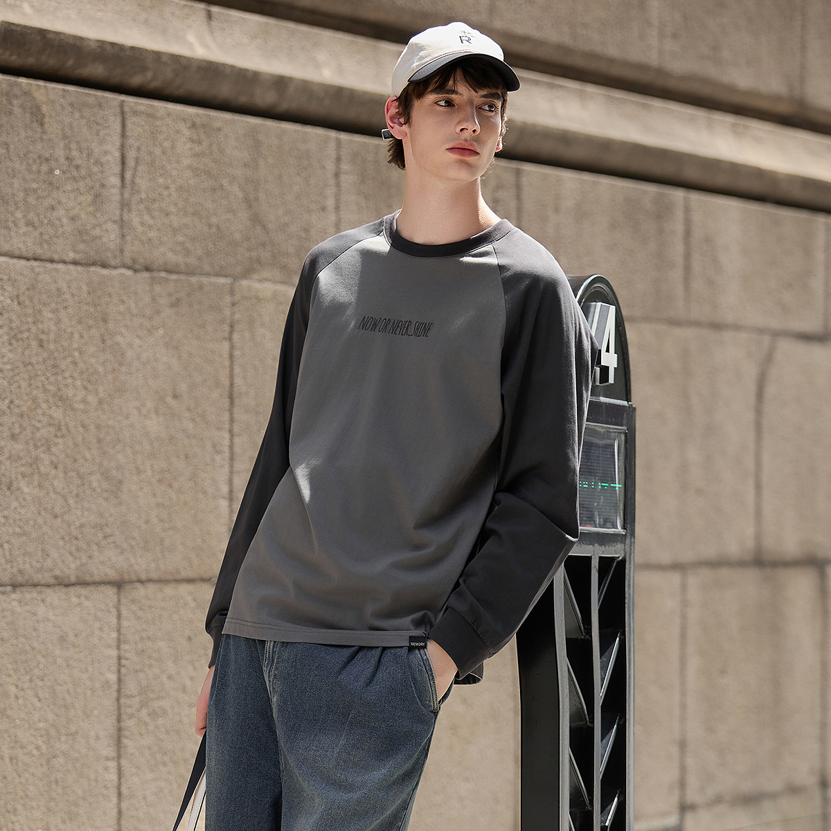 唐狮秋季新款长袖T恤男撞色拼接