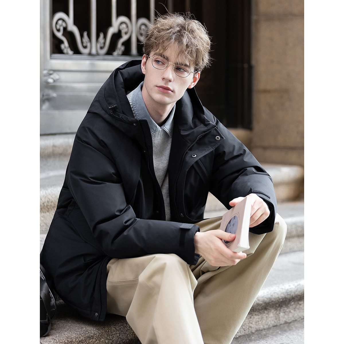 唐狮秋冬季短款羽绒服男连帽黑色潮流百搭保暖加厚羽绒外套TUTA