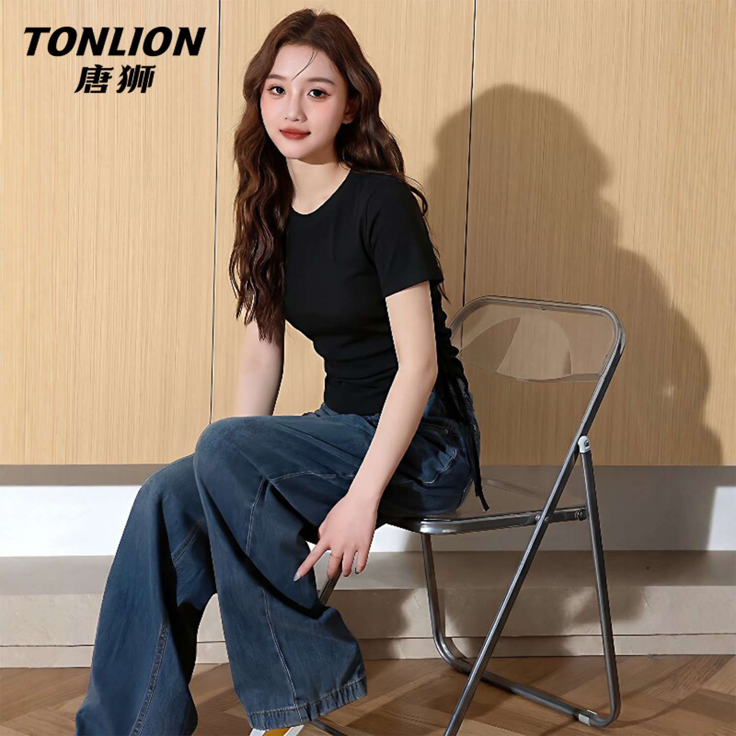唐狮官方正肩短袖t恤女夏季2026新款黑色修身显瘦短款半袖上衣V