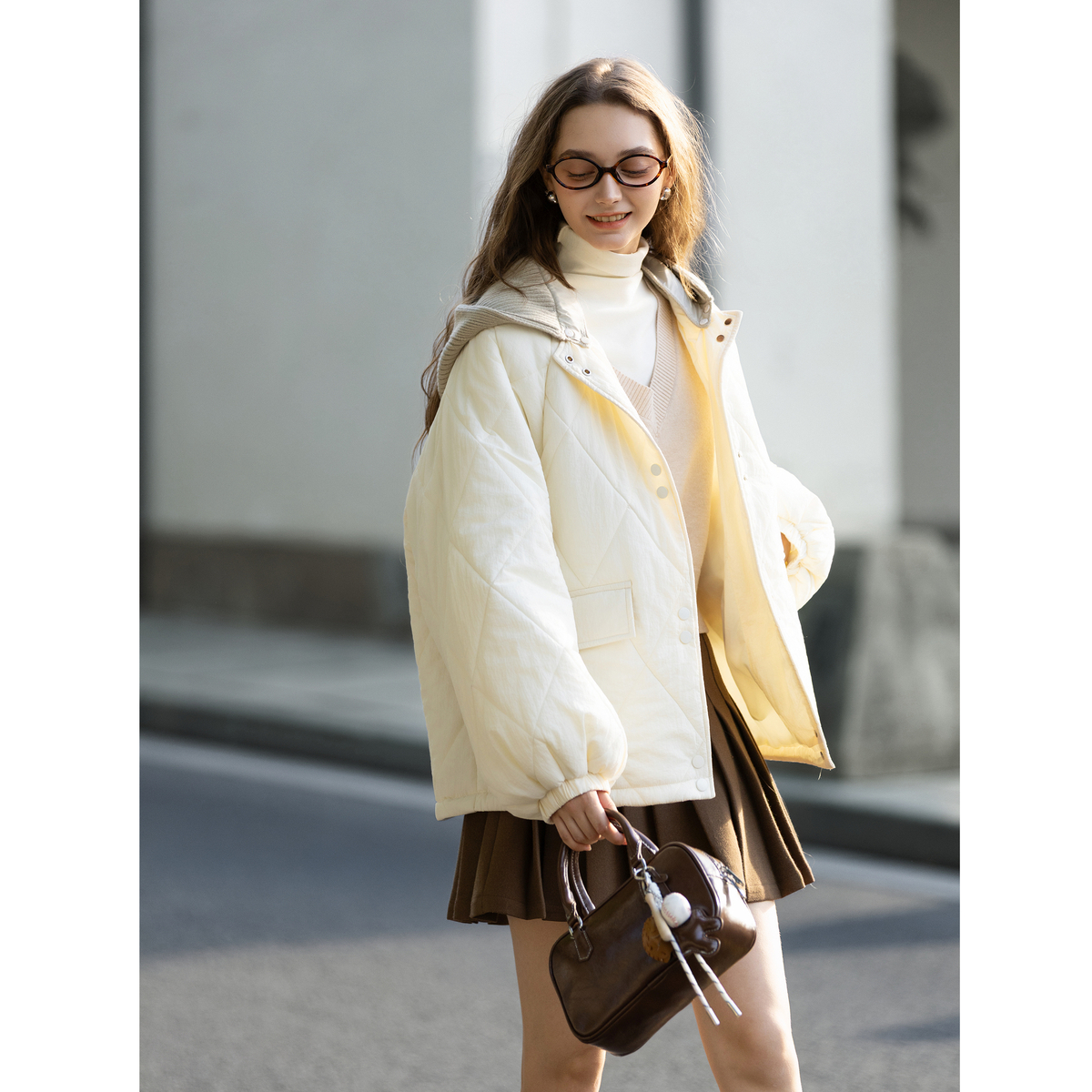 唐狮秋冬季女短款棉衣简约风连帽