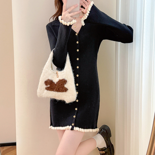 唐狮秋冬季 毛衣女撞色边设计V领显瘦连衣裙慵懒风毛线衫
