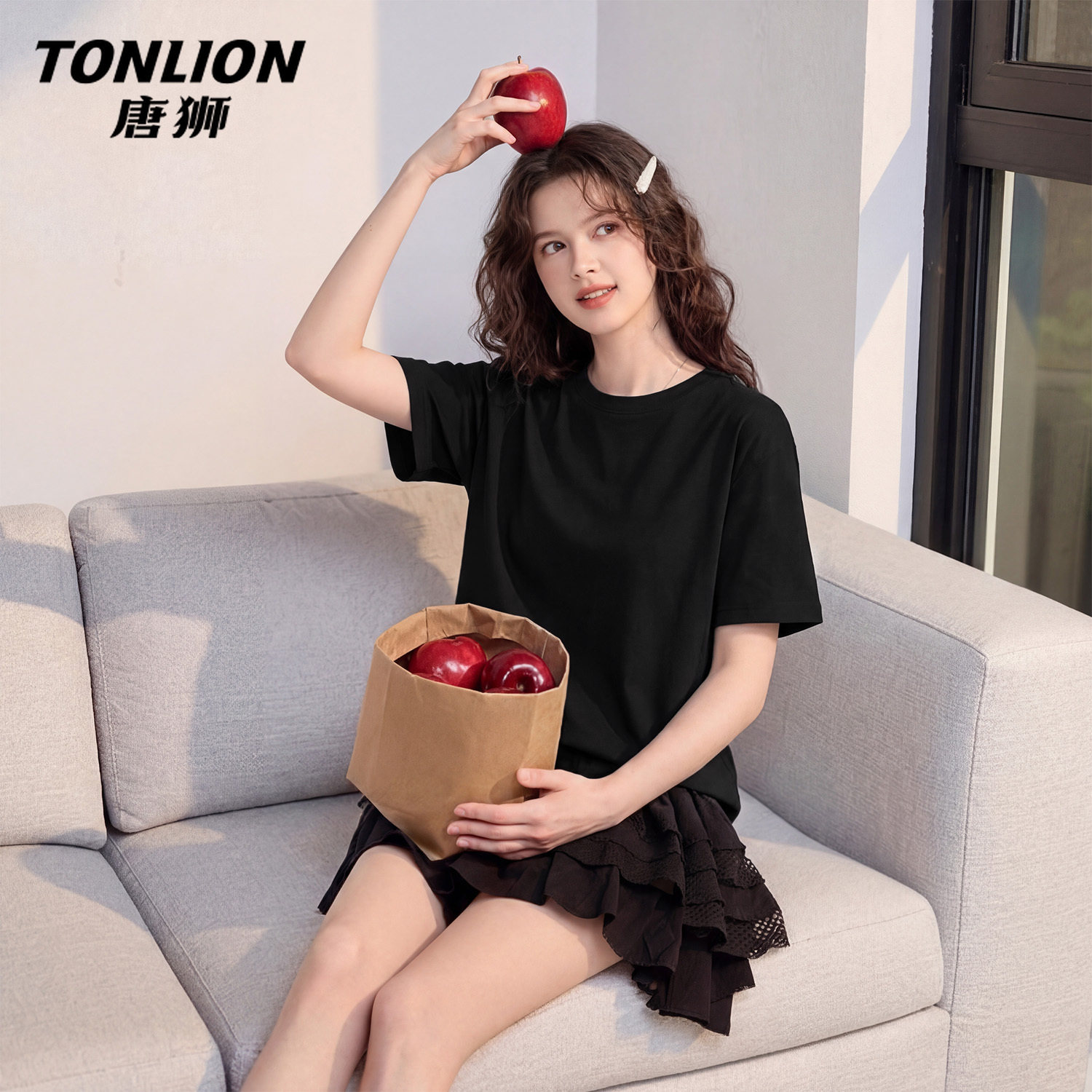 唐狮官方宽松短袖t恤女夏季2026新款女士纯棉显瘦黑色内搭上衣V
