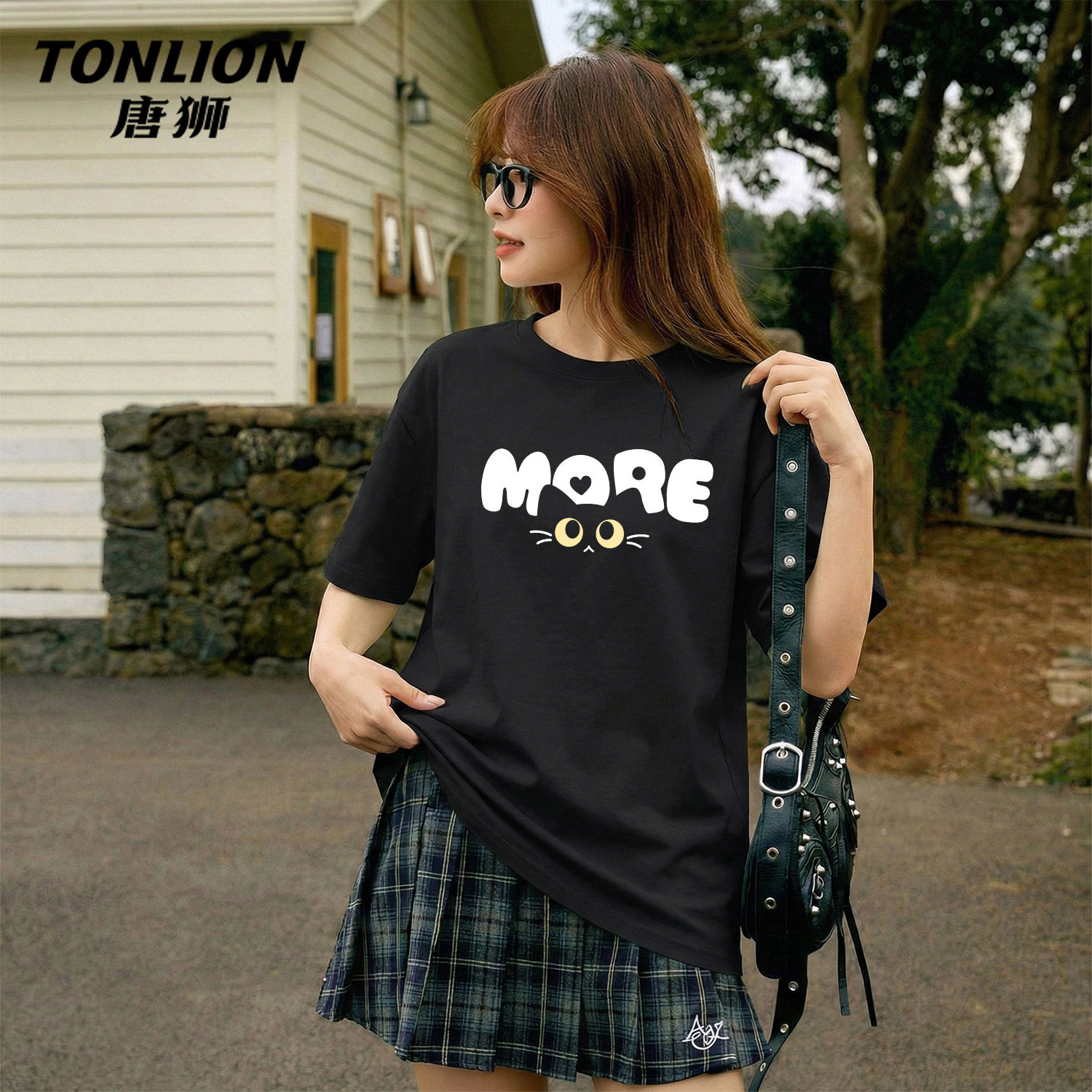 唐狮官方黑色圆领短袖t恤女夏季2026新款宽松印花半袖正肩上衣V