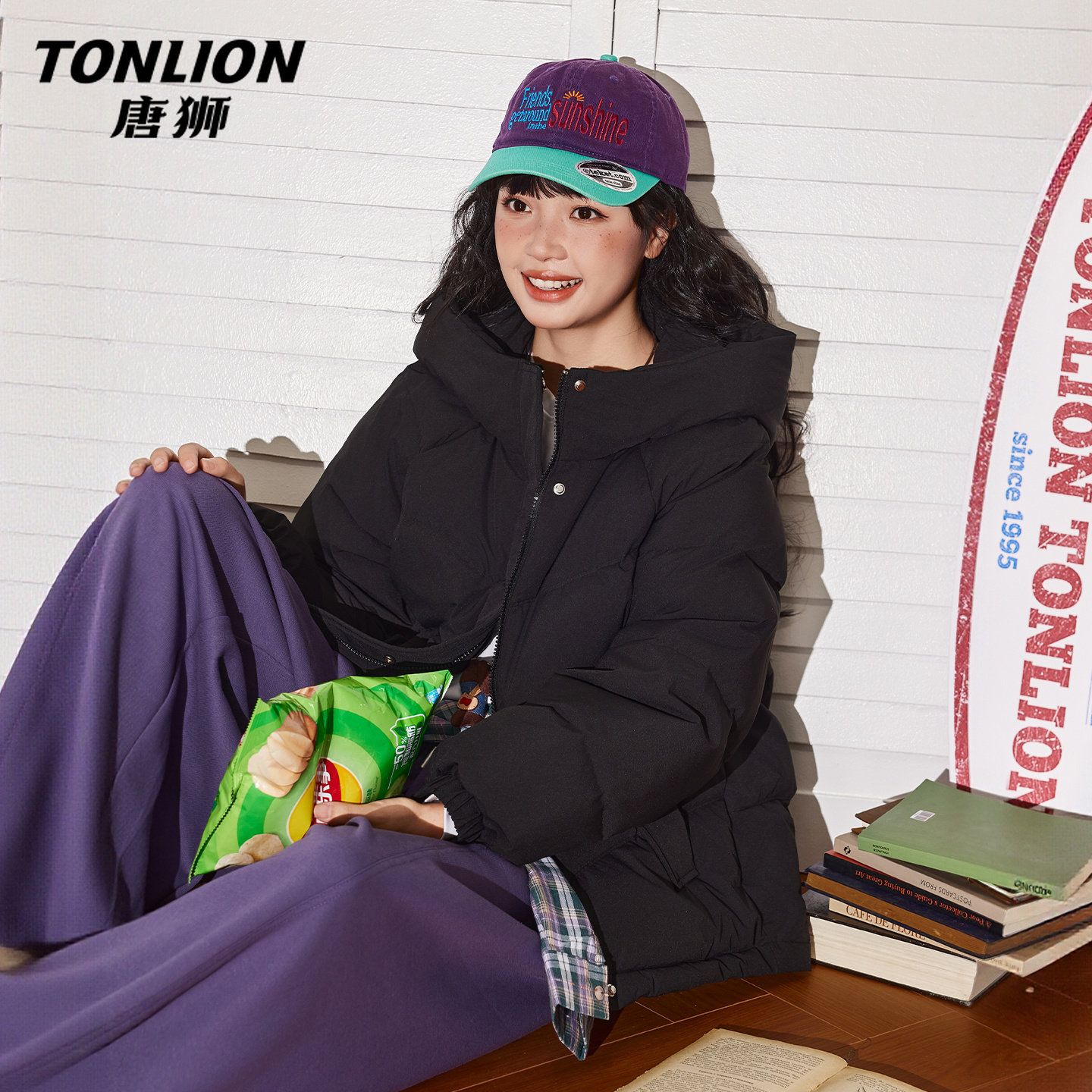 唐狮黑色轻薄羽绒服女款2026新款冬季爆款学生连帽短款外套女VB
