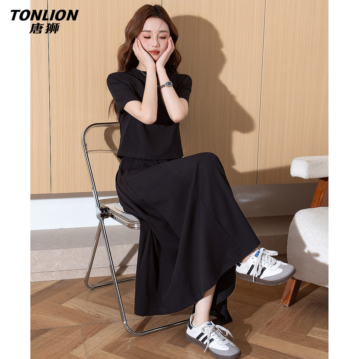 唐狮春夏季新款套装女圆领短袖T恤长裙米色收腰夏季超好看净色
