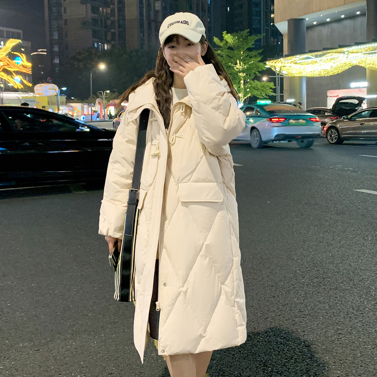 唐狮冬季短款女羽绒服连帽气质高级感时尚厚款保暖羽绒外套蓬松tu,女装/女士精品,羽绒服,淘宝优惠券,粉丝福利购,淘宝优惠卷