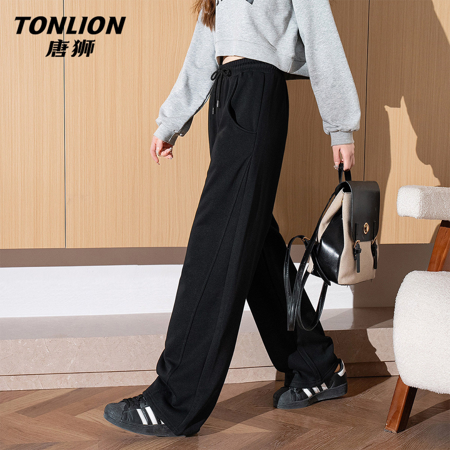 唐狮官方黑色运动裤女款2026新款春秋款女士高腰直筒显瘦阔腿裤V