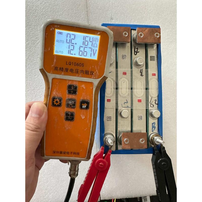 磷酸铁锂12v25Ah高倍率启动比亚迪电芯半成品搭电宝启动电池组图片