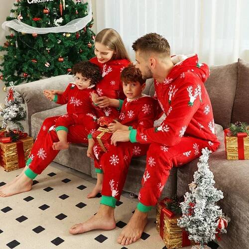 New Family Christmas Clothes Red Flannel Pajamas Warm Soft J