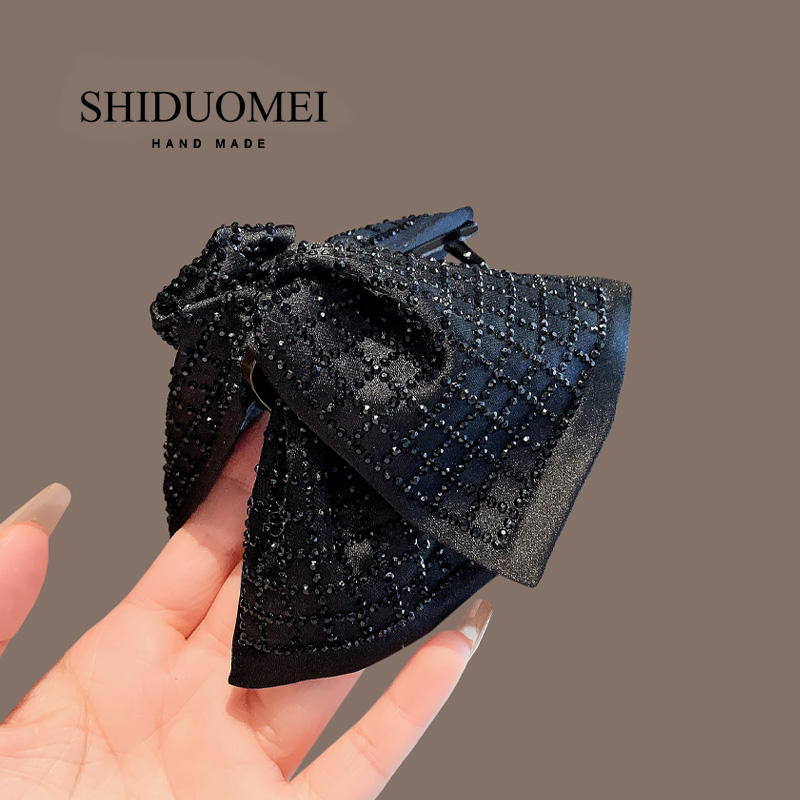 赫本风高级感满钻格纹黑色抓夹高端气质后脑盘发鲨鱼夹马尾夹发卡