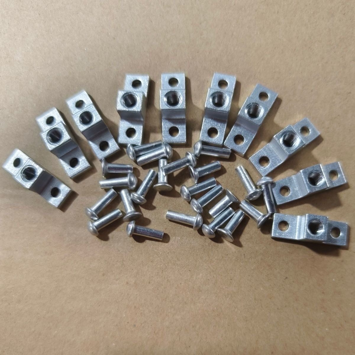 通用高压锅手柄底座压力锅配件把手固定座铆钉螺丝柄座凸起固定件,生活电器,其他生活家电配件,淘宝优惠券,粉丝福利购,淘宝优惠卷