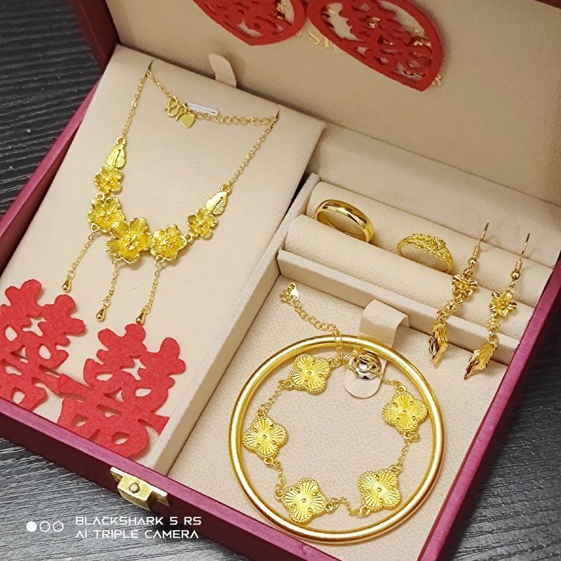 假五金套装订婚结婚仿真五金礼盒套装首饰摆台三金五件套道具婚礼