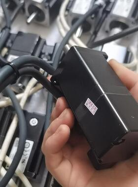 《议价》伺服电机SGMAV-01ADA21几乎全新功能完好。