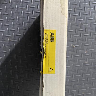 《议价》ABB变频器3ADT220090R0023一台全新原包需