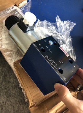 力士乐比例阀4WRBA10EA75-2X/G24K4/M-828 0811403017德国产原装