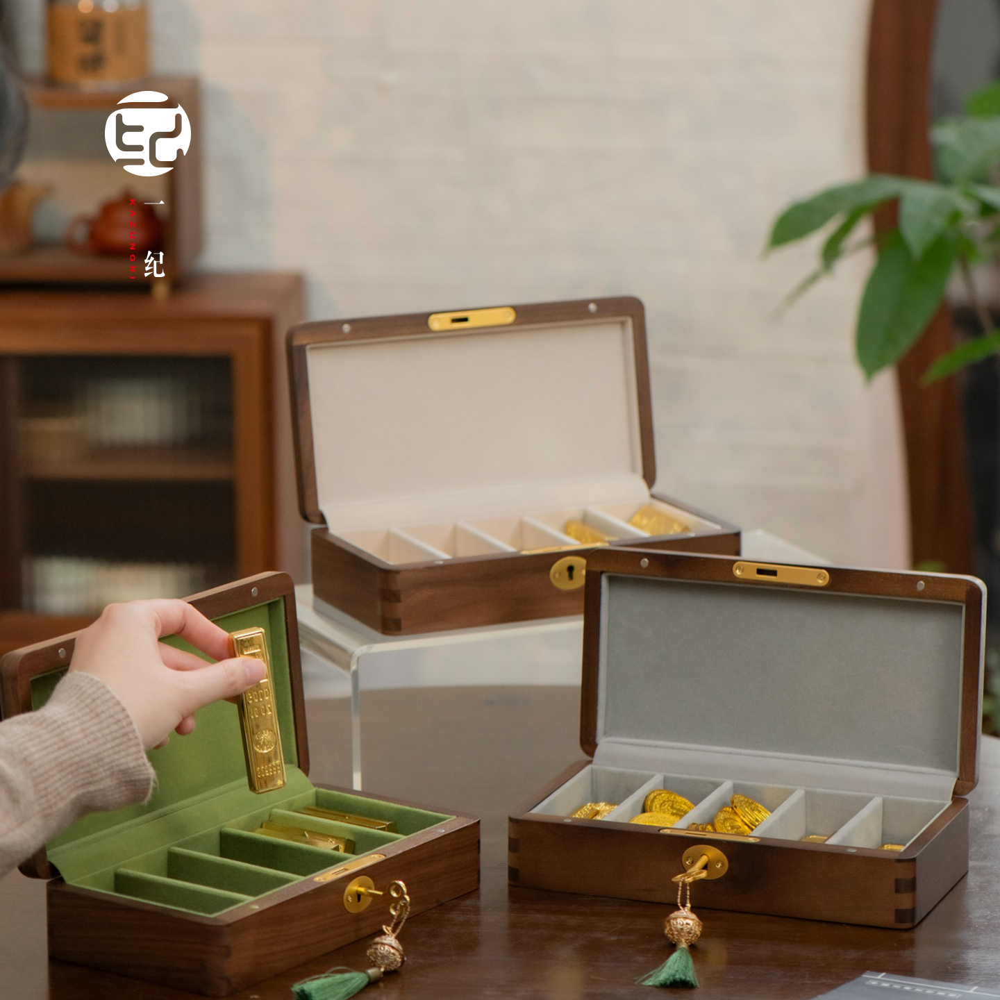 彩礼礼盒高档实木带锁订婚结婚放黄金收纳装金条的收纳盒实木盒子