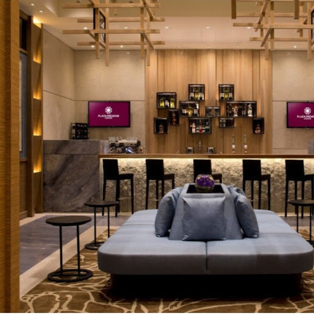 英國倫敦希斯羅機場T2離境大堂貴賓廳休息室Plaza Premium Lounge