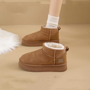 时尚厚底雪地靴女款2025新款冬季皮毛一体加绒短筒防水防滑棉鞋子