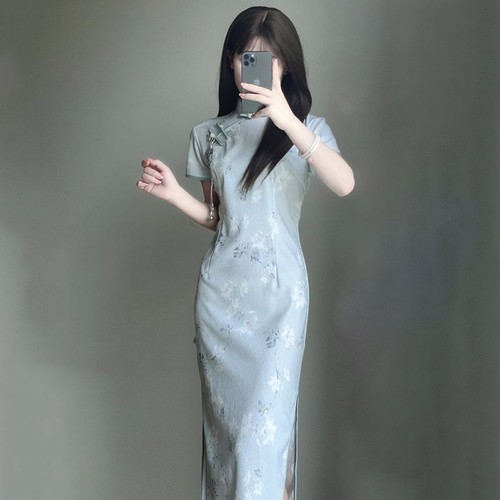 2026夏季显瘦新中式中长款连衣裙开叉国风夏日常少女修身改良旗袍