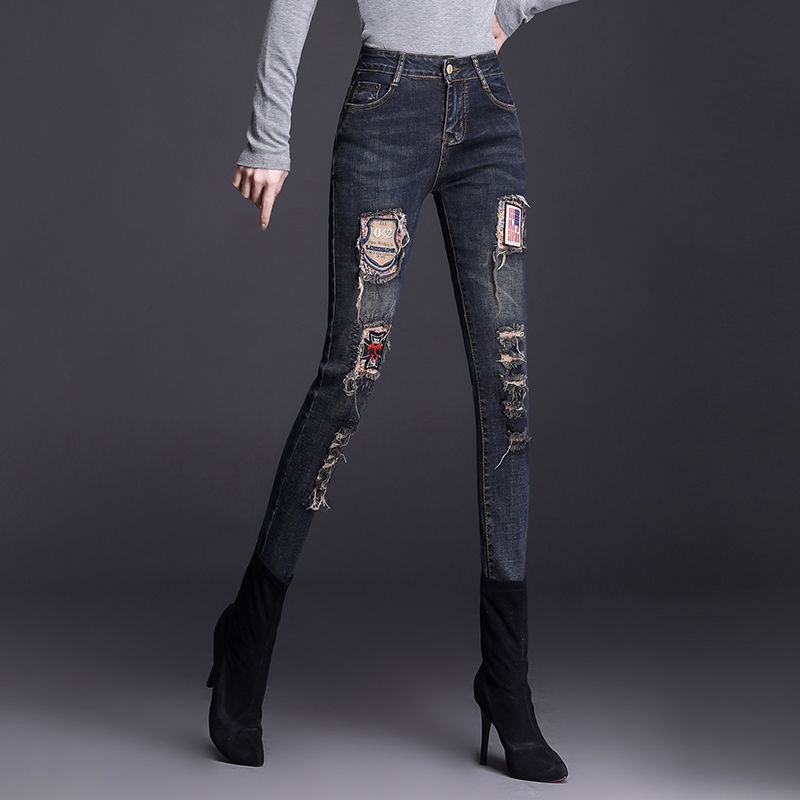 加绒加厚牛仔裤女2025年秋冬季新款高腰修身刺绣弹力破洞小脚裤潮