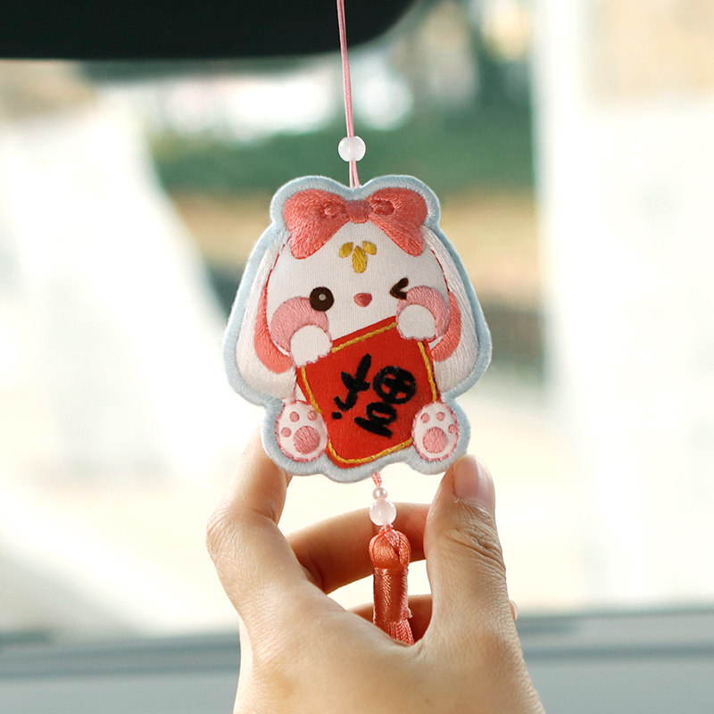 汽车挂件车内吊饰醒狮兔成品图片