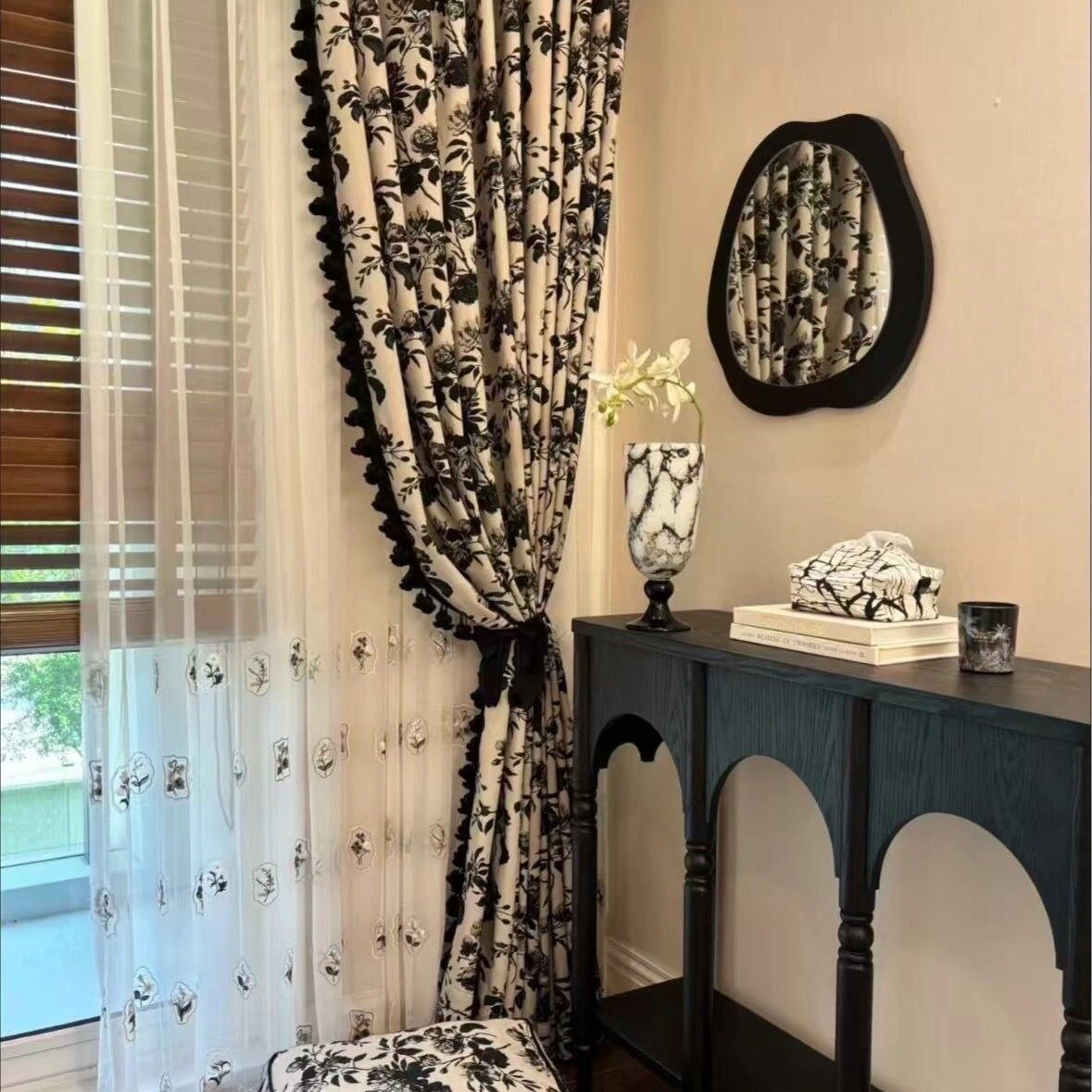 法式复古黑白窗帘客厅卧室中古风高级感定制高品质玫瑰花提花窗帘