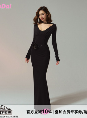 HiimDai 自成焦点 直角肩鱼尾长裙 褶皱鱼骨式收腰显瘦V领连衣裙