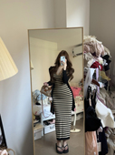 荔桃想睡觉ya 条纹法则 纯欲V领条纹针织连衣裙收腰显瘦包臀裙