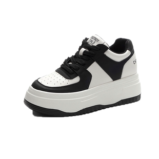 板鞋女内增高真皮黑白拼色加绒2025秋季新款秀气松糕舒适小白鞋女