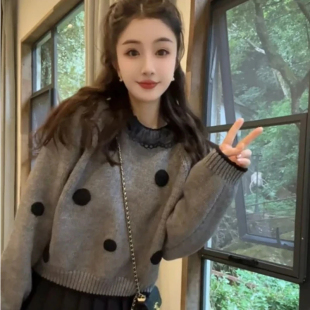 秋冬高级感时尚立体波点圆领套头毛衣女慵懒风软糯宽松针织衫上衣