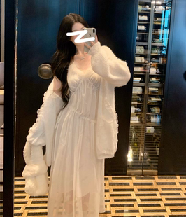 初恋小白裙~2025新款氛围感仙女羽毛连衣裙 少女白色桔梗吊带长裙