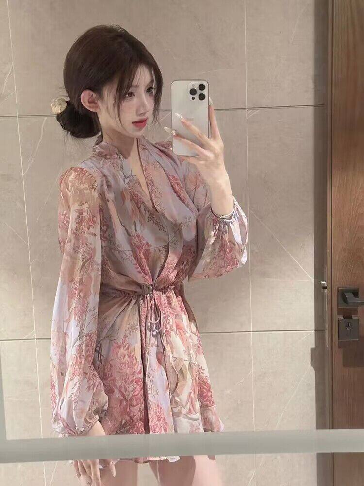 女人味超短裙雪纺碎花交叉绑带