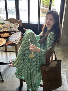 原宿风chic~秋装韩国新款大露背修身显瘦修身条纹连衣裙 内搭长裙