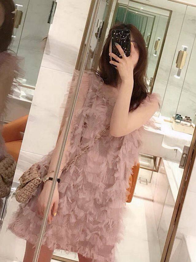 温柔复古蕾丝流苏羽毛约会连衣裙