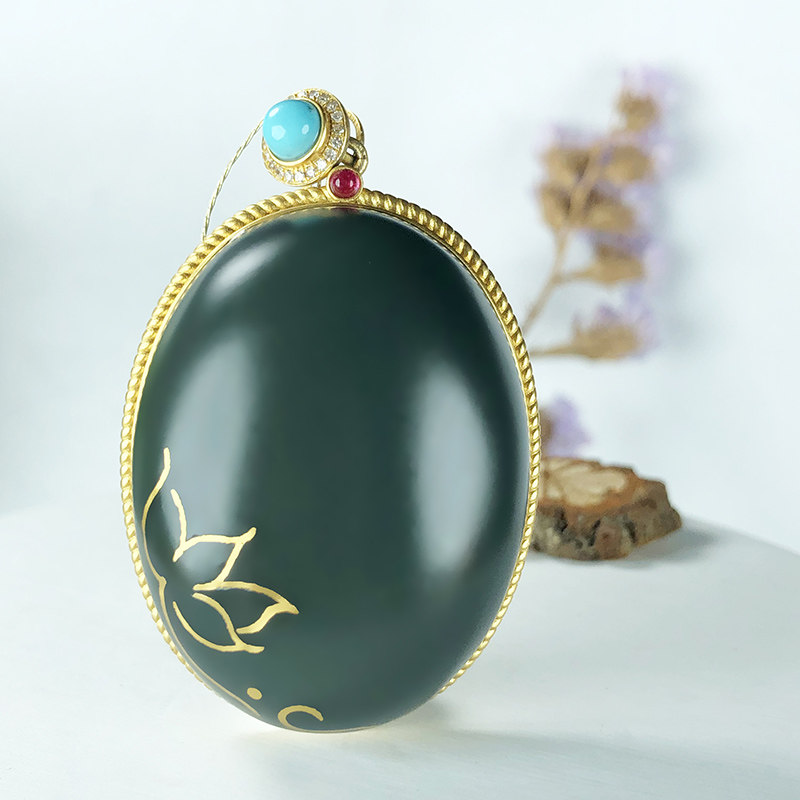 胡子哥珠宝和田玉吊坠塔青一级细料24k措金工艺镶嵌原矿绿松18k金