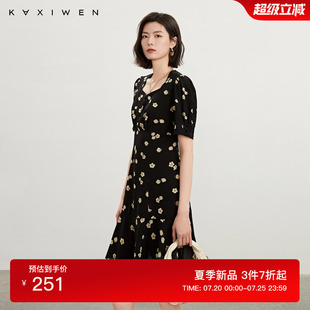 佧茜文甜美风鱼尾连衣裙2025夏季 印花方领中长轻薄收腰女 新款 时尚