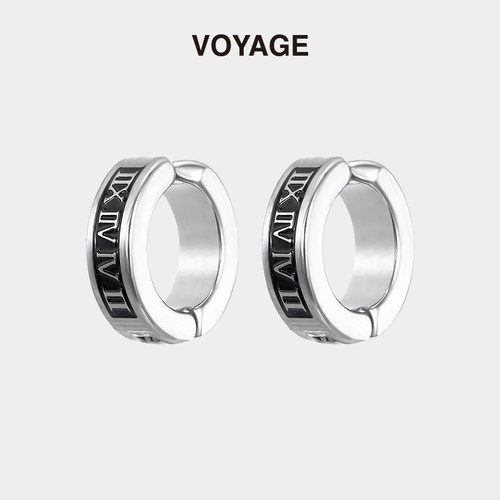 VOYAGE罗马数字钛钢耳环一对